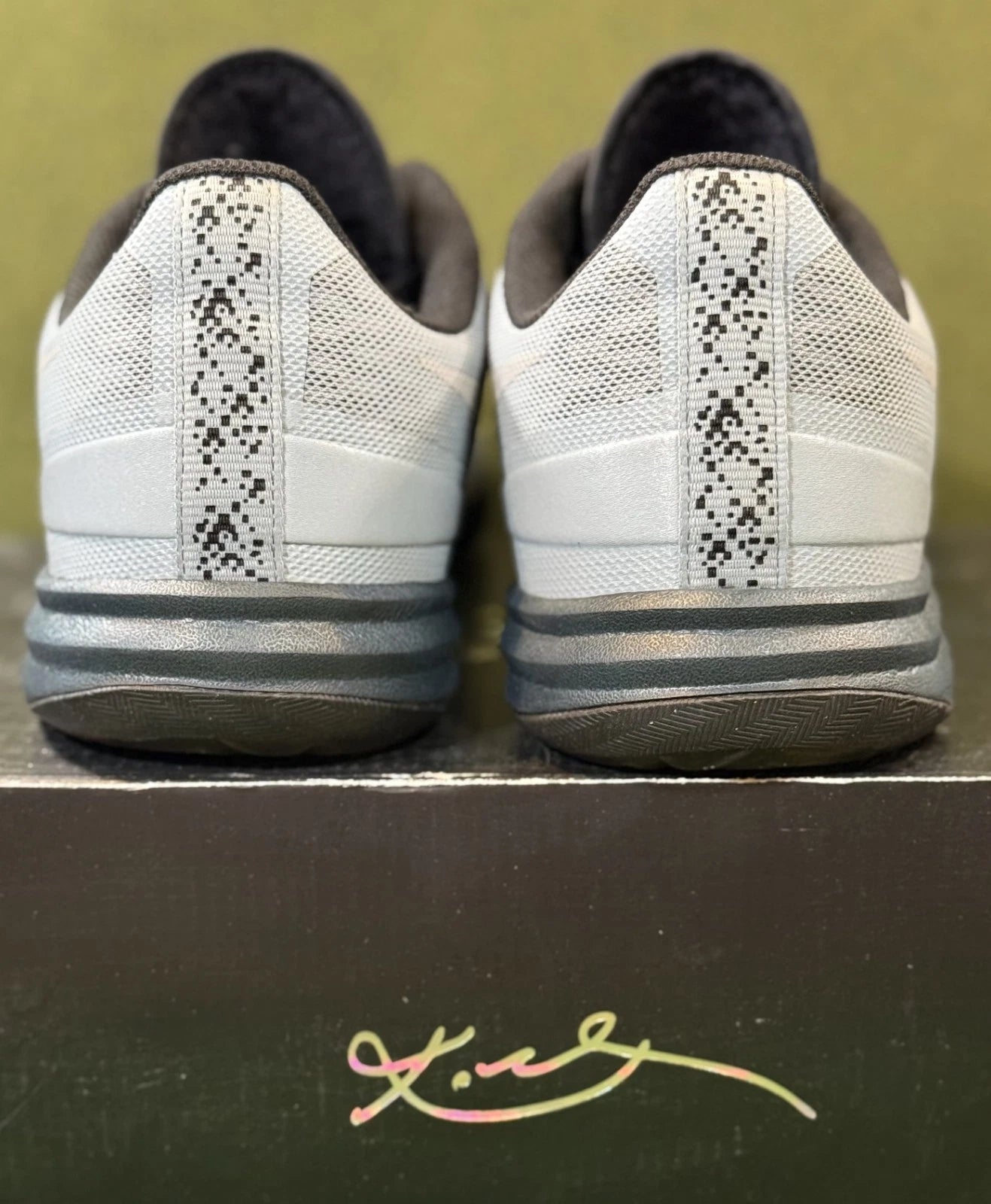 Nike Kobe Mentality 'Flint Silver' (Size 11)