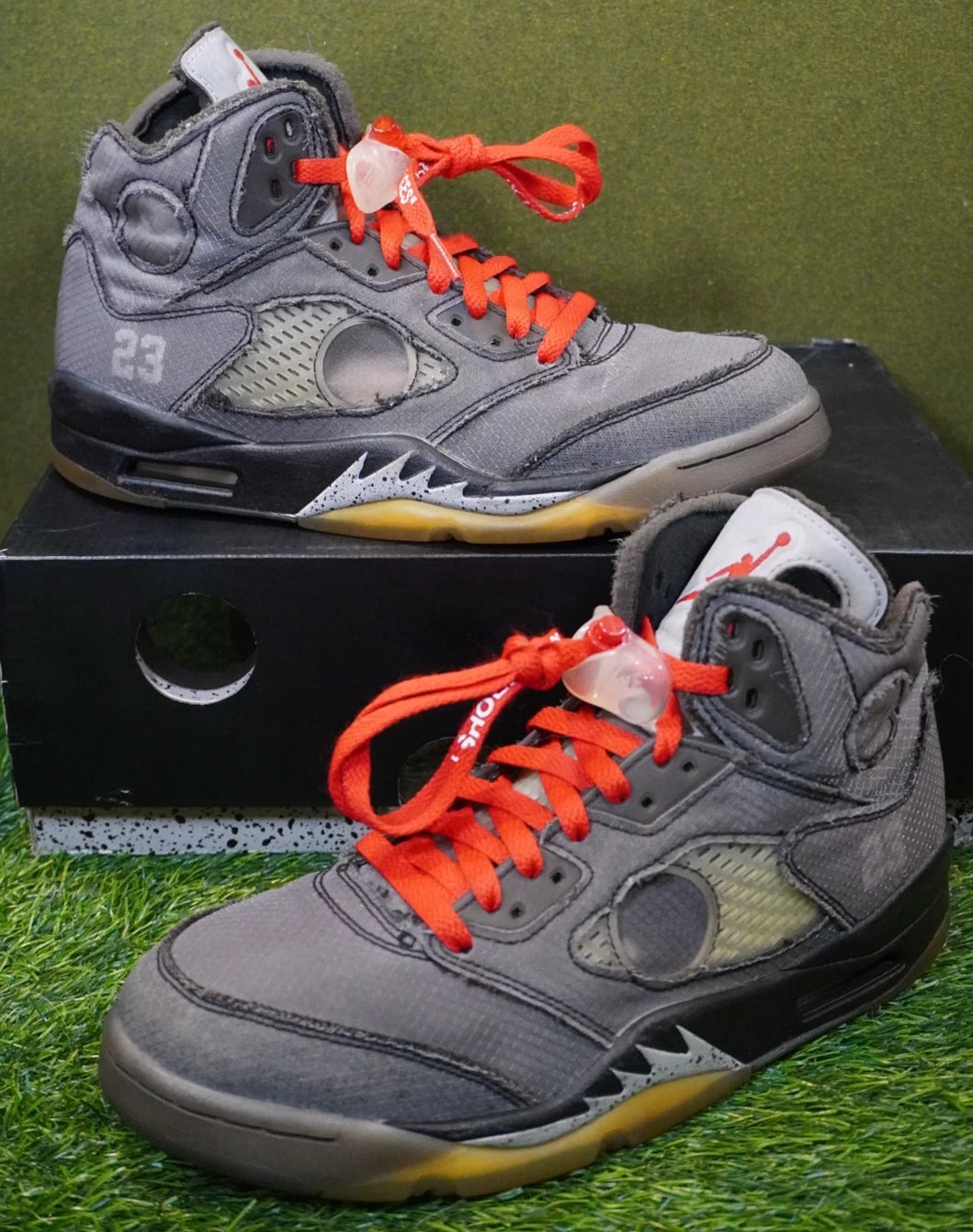Jordan 5 Retro SP x Off-White-Muslin (Size 8)