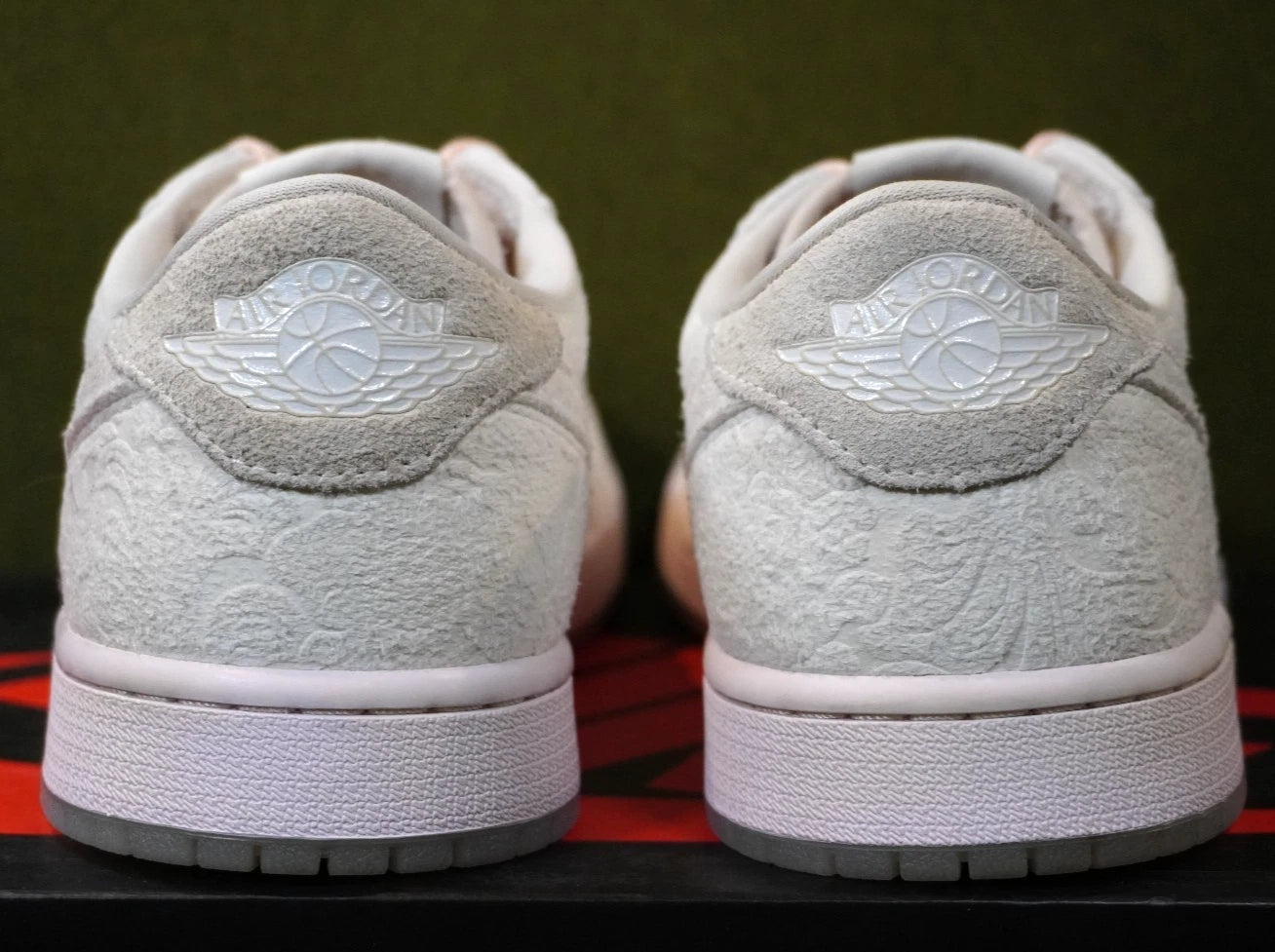 Jordan 1 Retro Low OG 'Chris Paul Give Them Flowers' (Size 10)