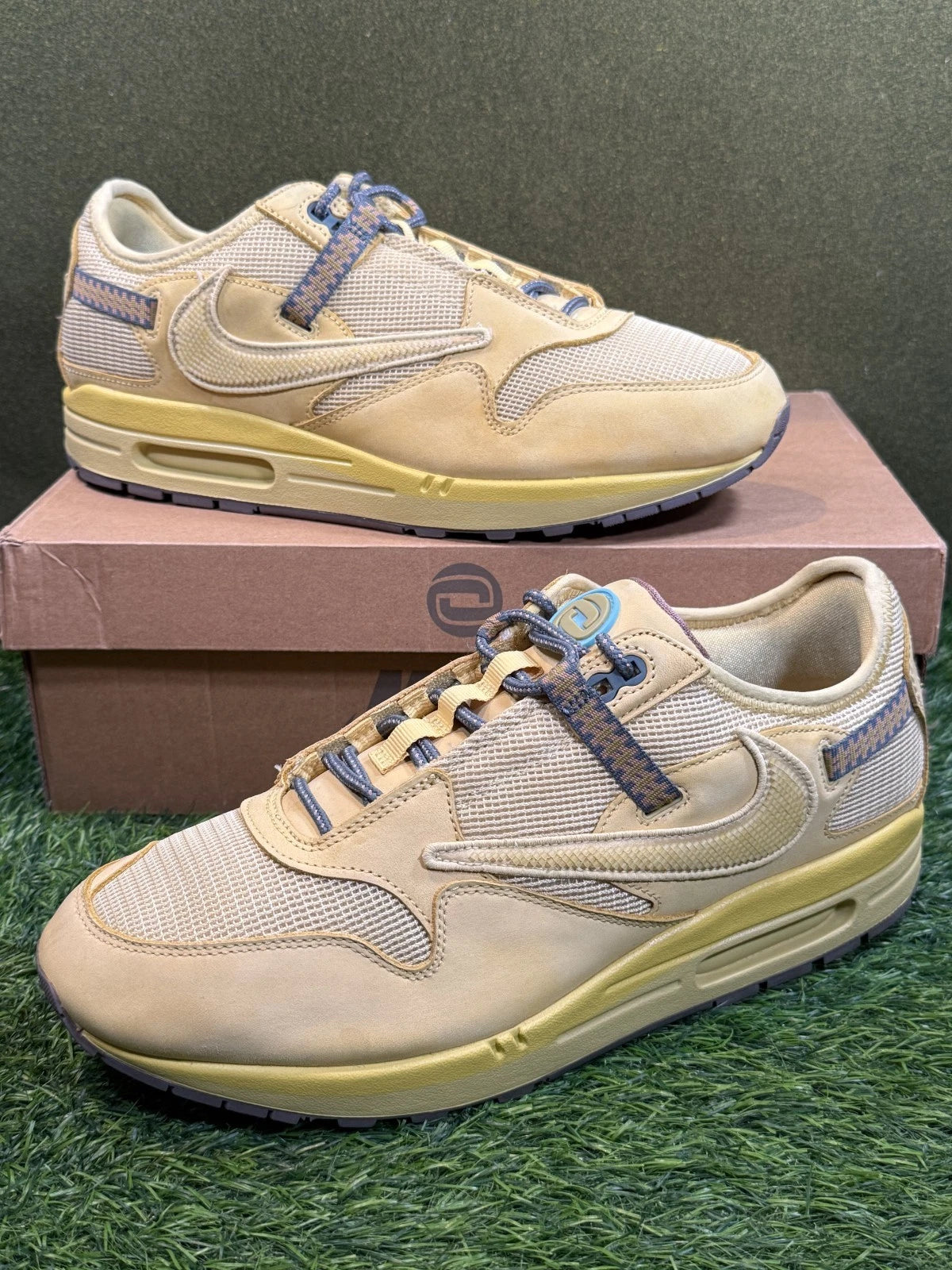 Nike Air Max 1 'Travis Scott Cactus Jack Saturn Gold' (Size 12)