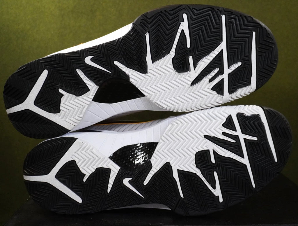 Nike Kobe 4 Protro 'White Black Del Sol' (Size 11)