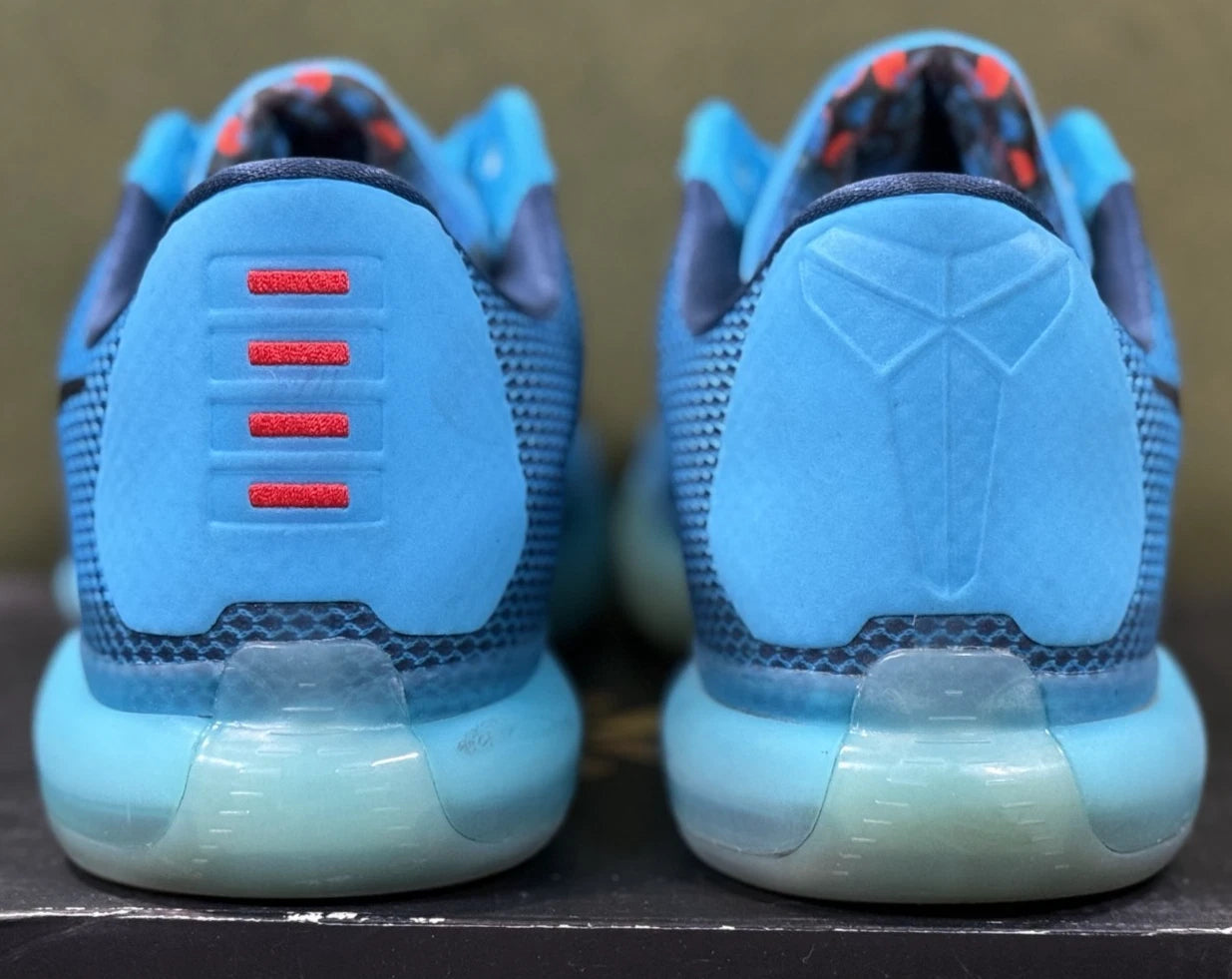 Nike Kobe 10 '5AM Flight' (Size 9)