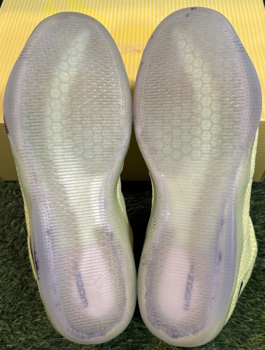 Nike Kobe Elite Low 4KB 'Ghost of Christmas Past' (Size 9.5)