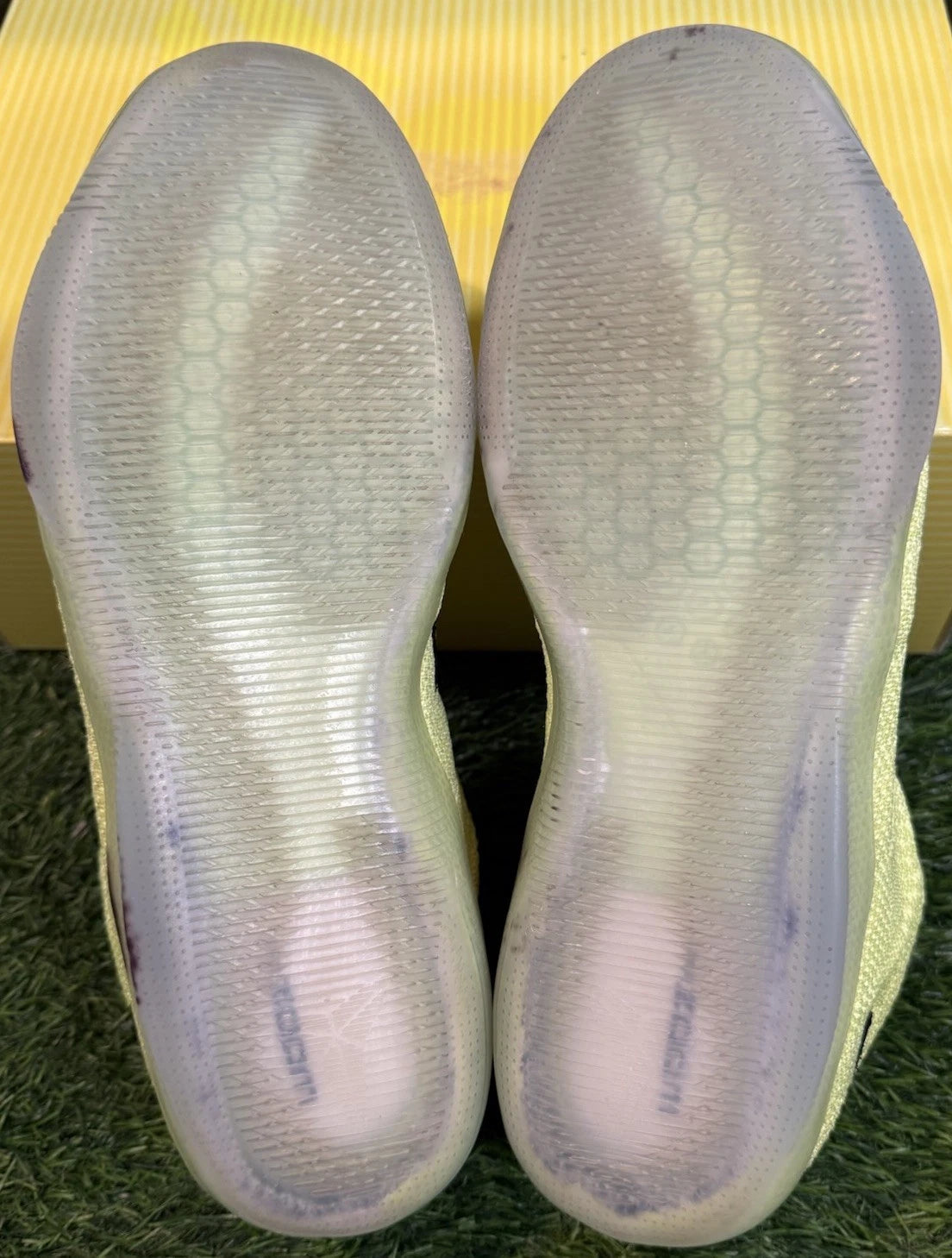 Nike Kobe Elite Low 4KB 'Ghost of Christmas Past' (Size 9.5)