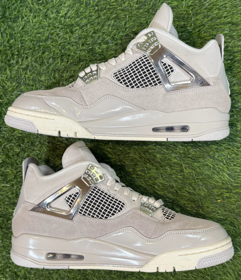 Jordan 4 Retro 'Frozen Moments' (Size 10.5M/12W)