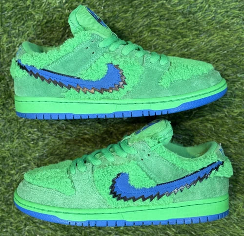 Nike SB Dunk Low 'Grateful Dead Bear Green' (Size 8)