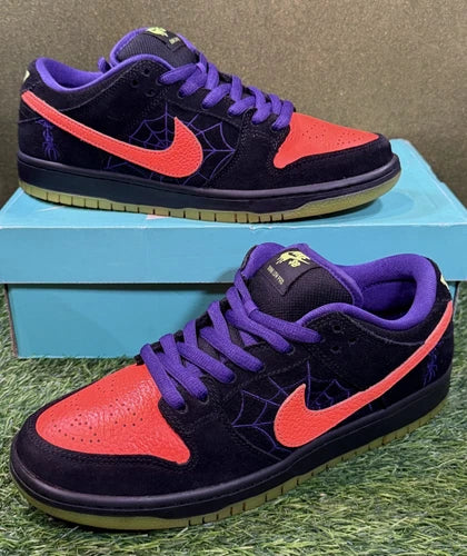 Nike SB Dunk Low 'Night of Mischief' (Size 9)