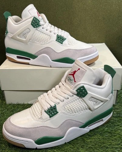 Jordan 4 Retro SB 'Pine Green' (Size 10.5)